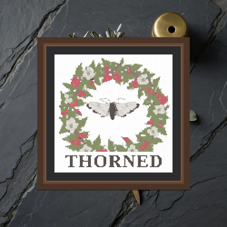 Thorned cross stitch pattern